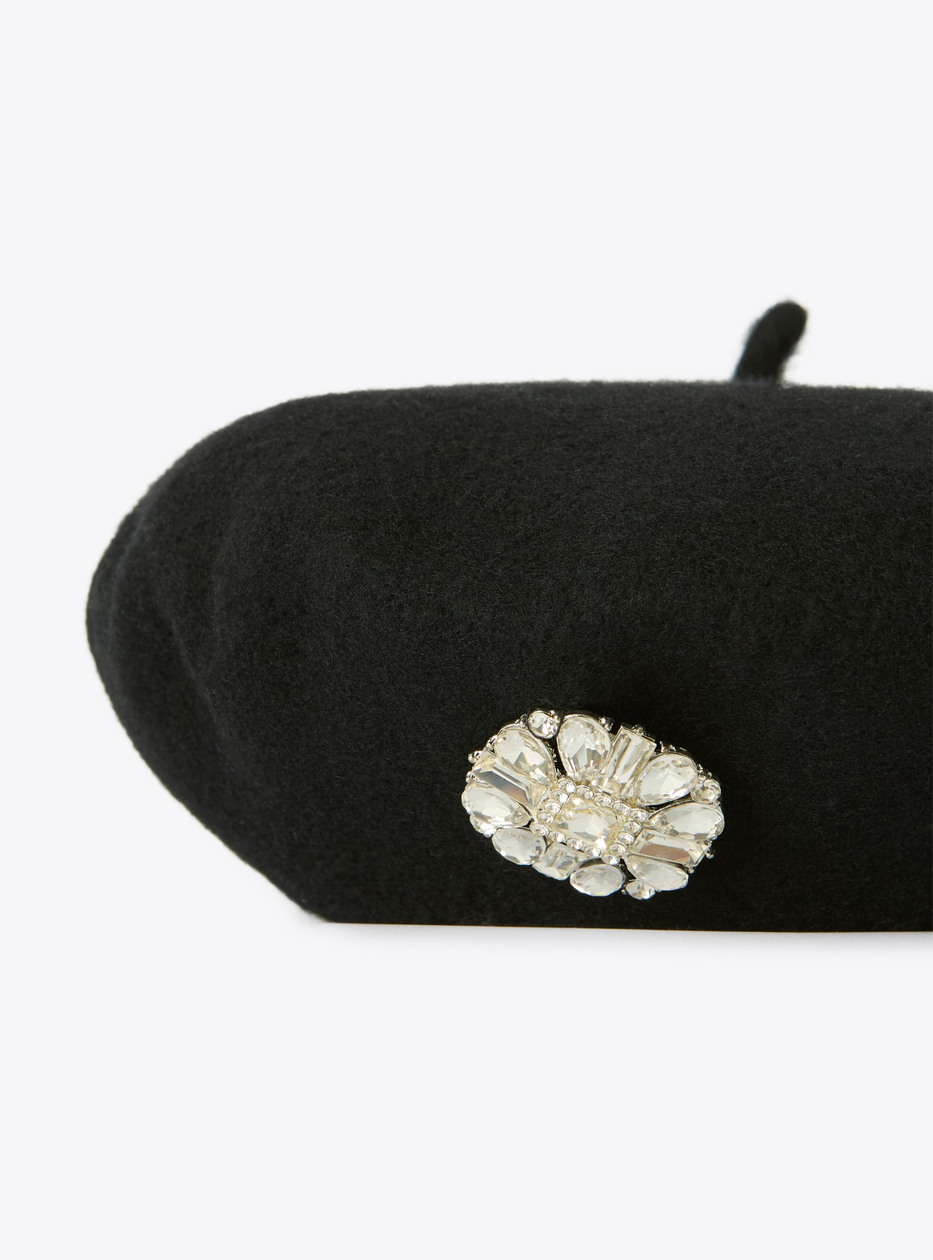 Beret with appliquéd beads - Black | Il Gufo