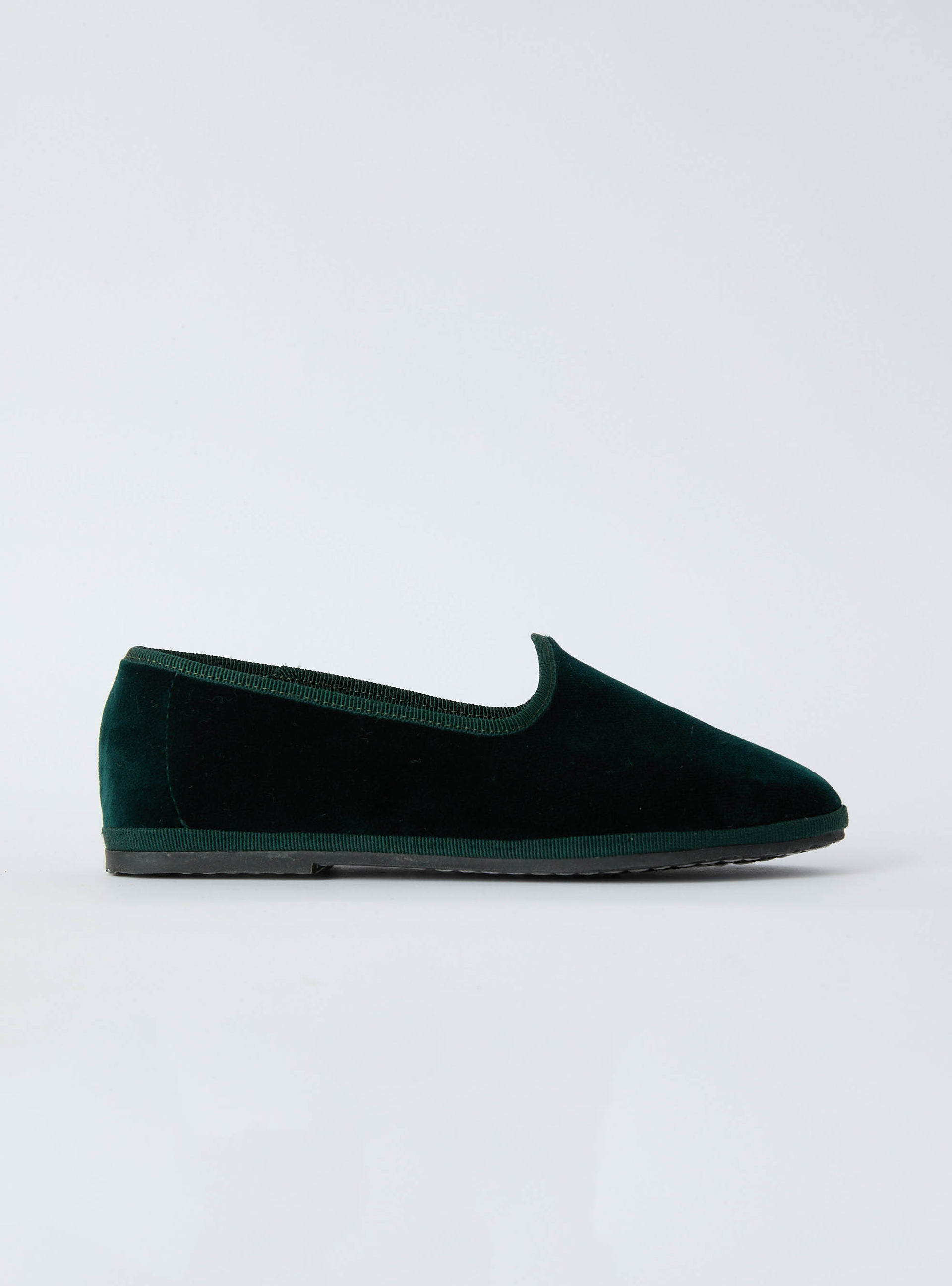 Smooth velvet slippers - Green | Il Gufo