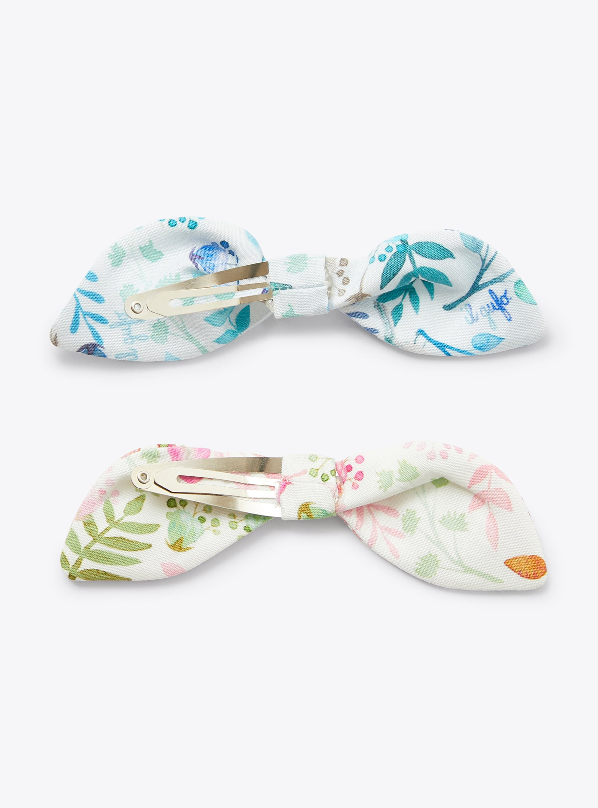 Hair clips with bow detail in an exclusive print - Pink | Il Gufo