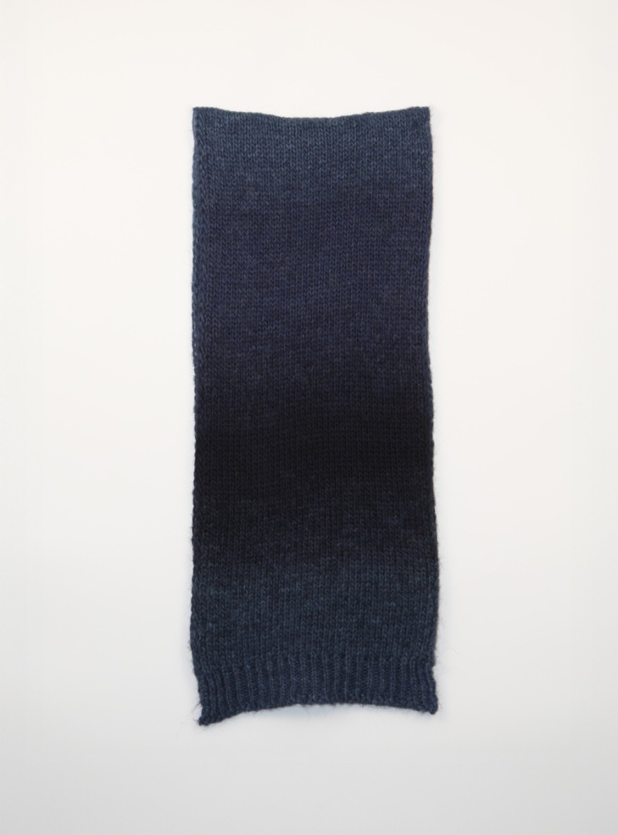 Schattierter Schal aus Wollmischung - Blau | Il Gufo