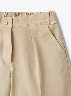Bermudashorts aus Stretch-Gabardine in Hafergelb - Braun | Il Gufo