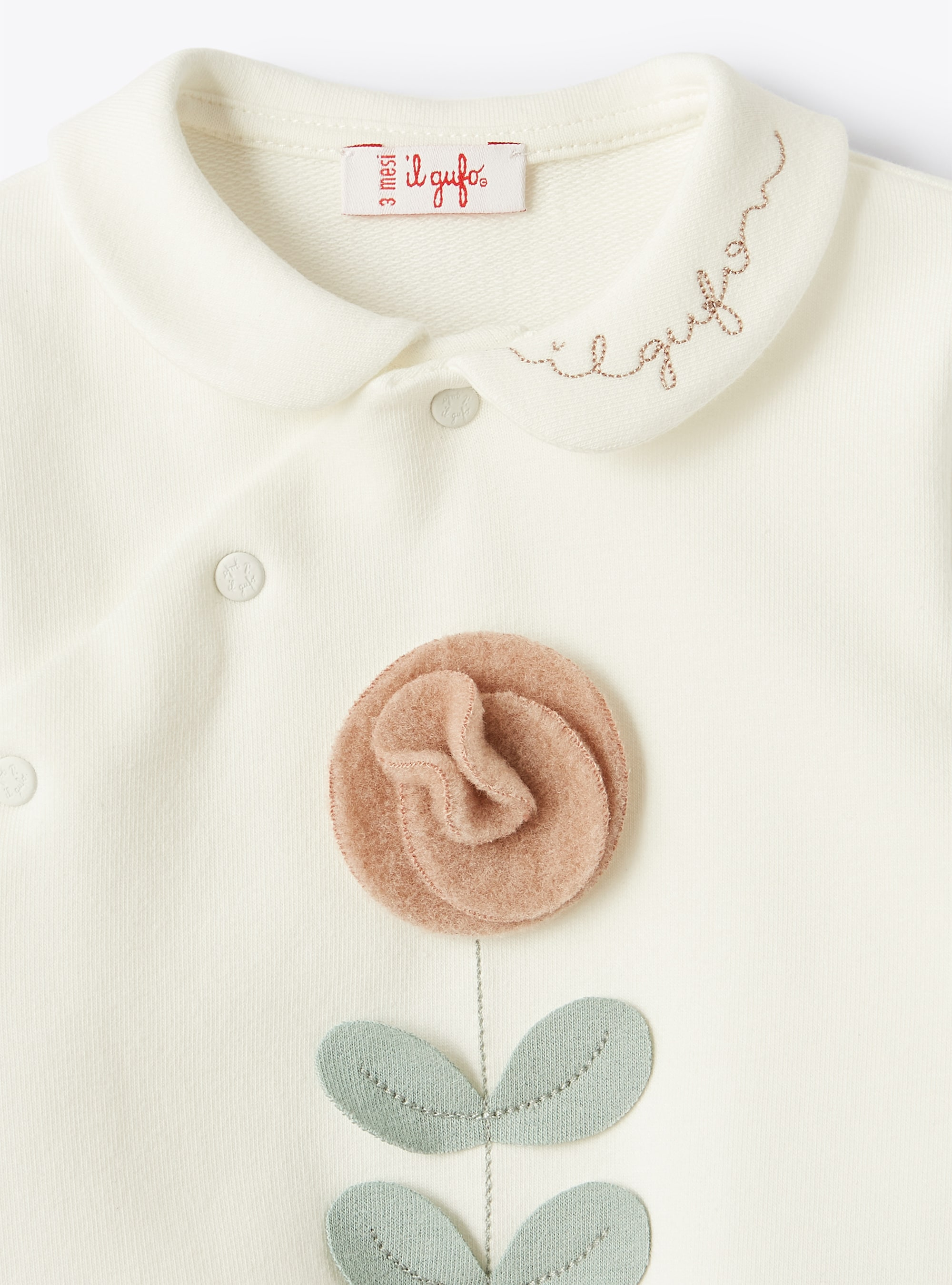 White babysuit with stylised flower - White | Il Gufo