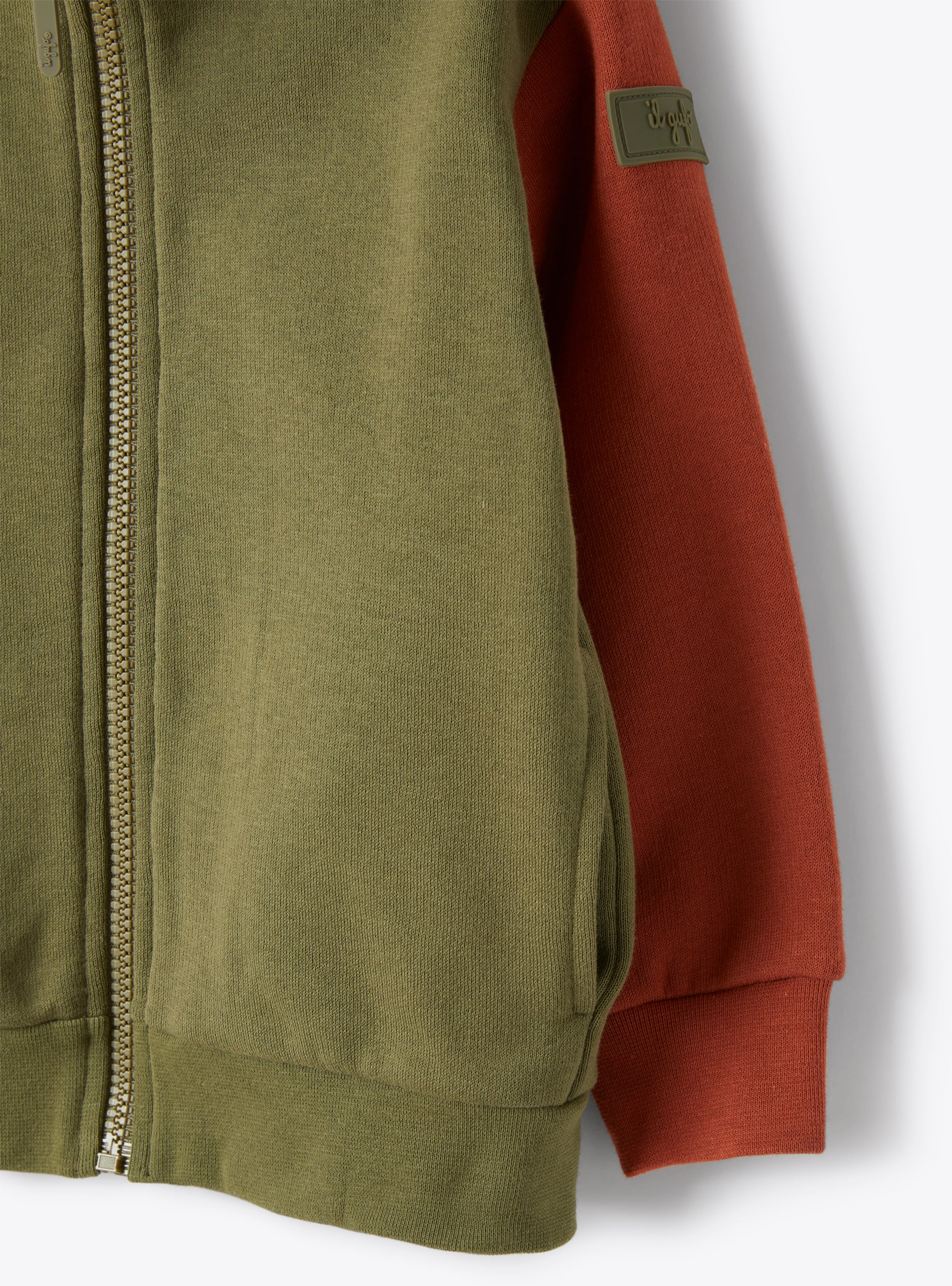 Sweatshirt mit Reiẞverschluss im Colour-Block-Design - Grün | Il Gufo