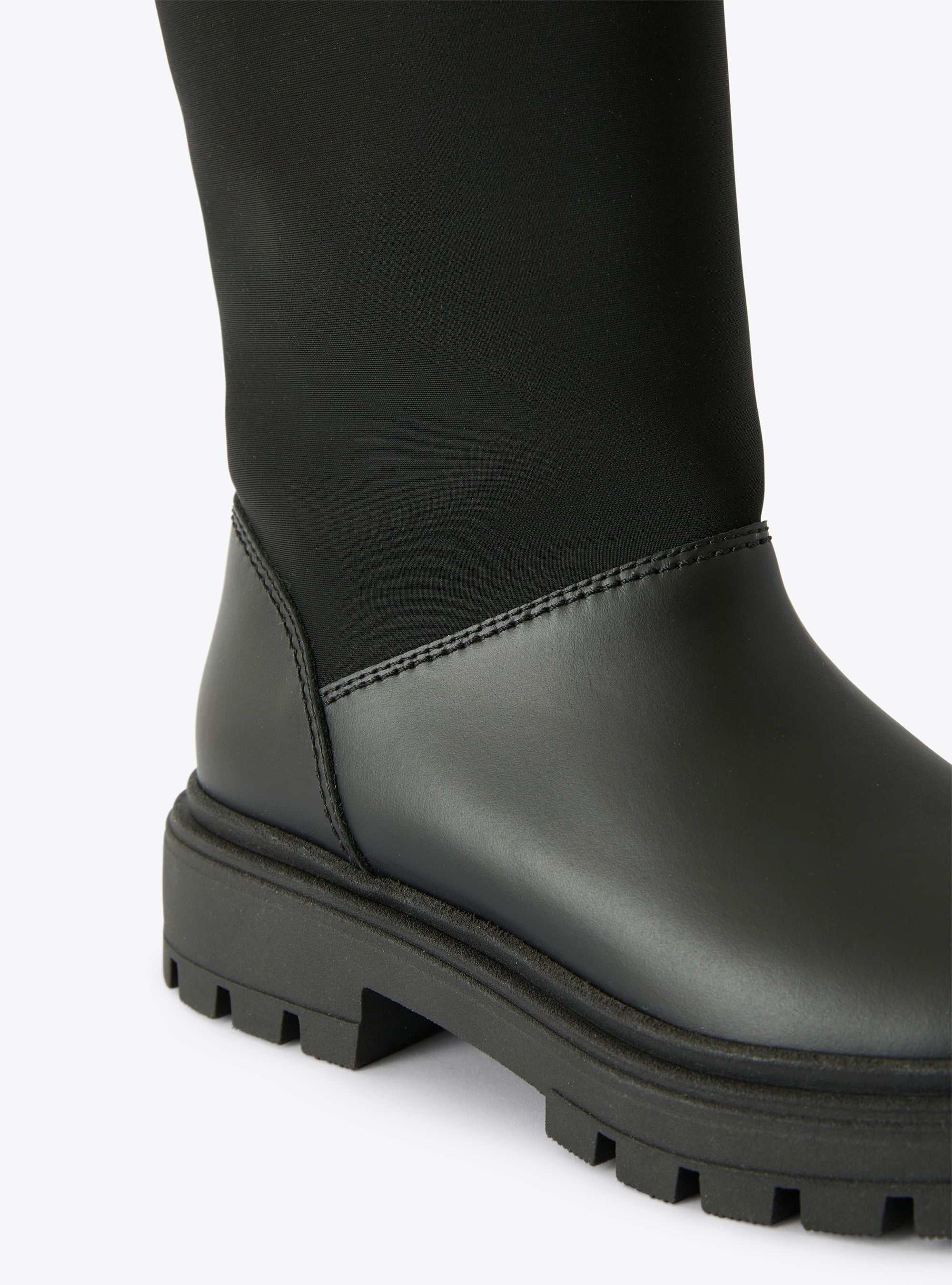 Black boot in two different materials - Black | Il Gufo