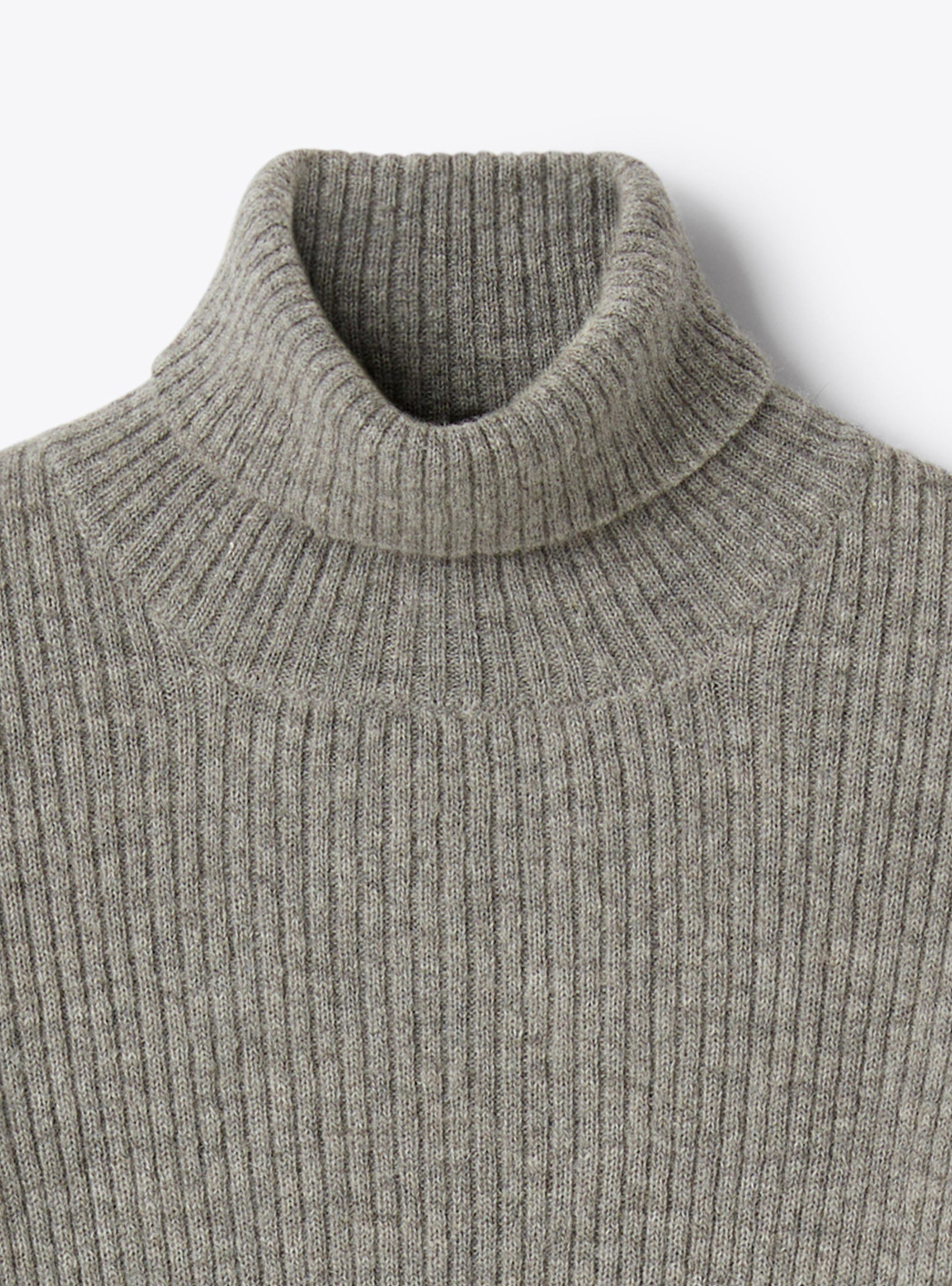 Pull en laine avec col montant - Gris | Il Gufo