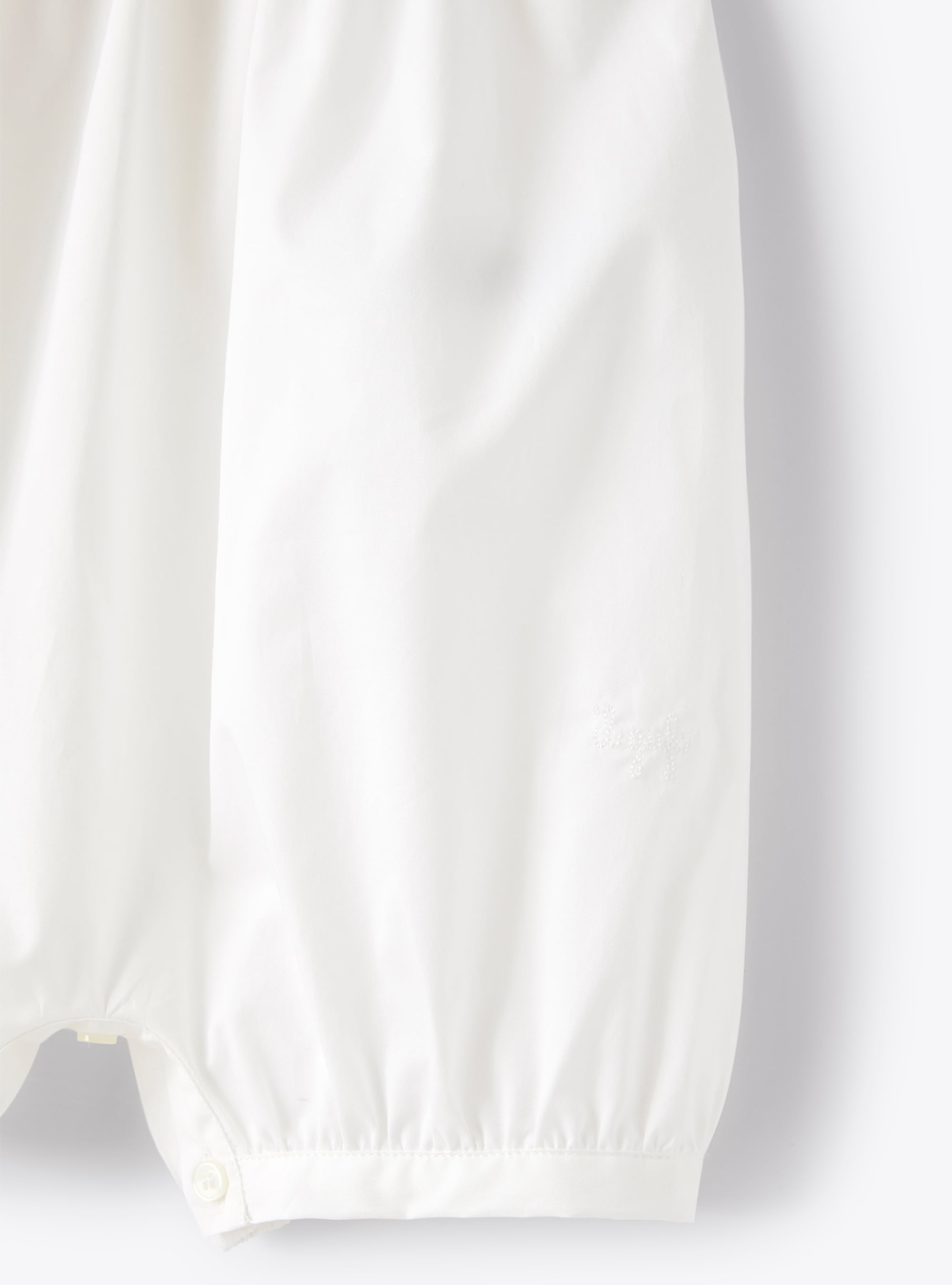 Romper suit with scalloped detailing - White | Il Gufo