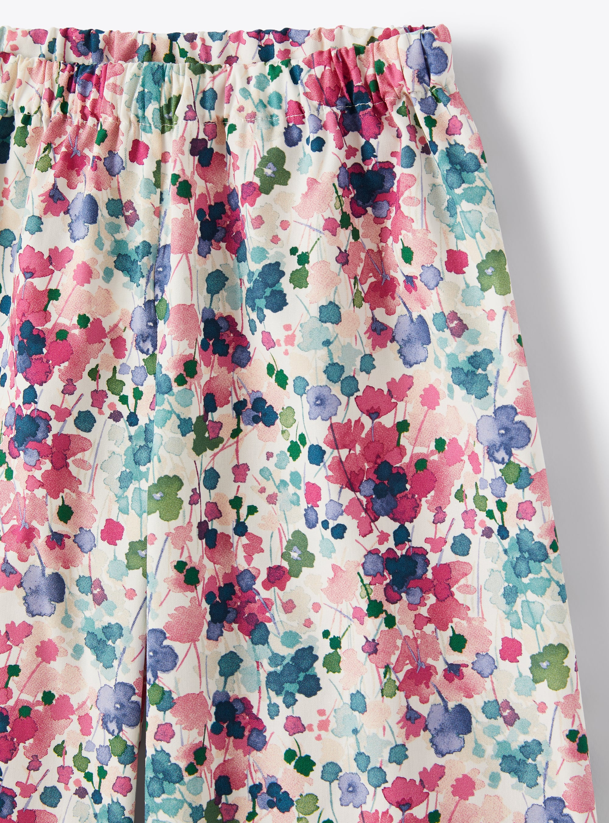 Capri pants with a floral print - Fuchsia | Il Gufo