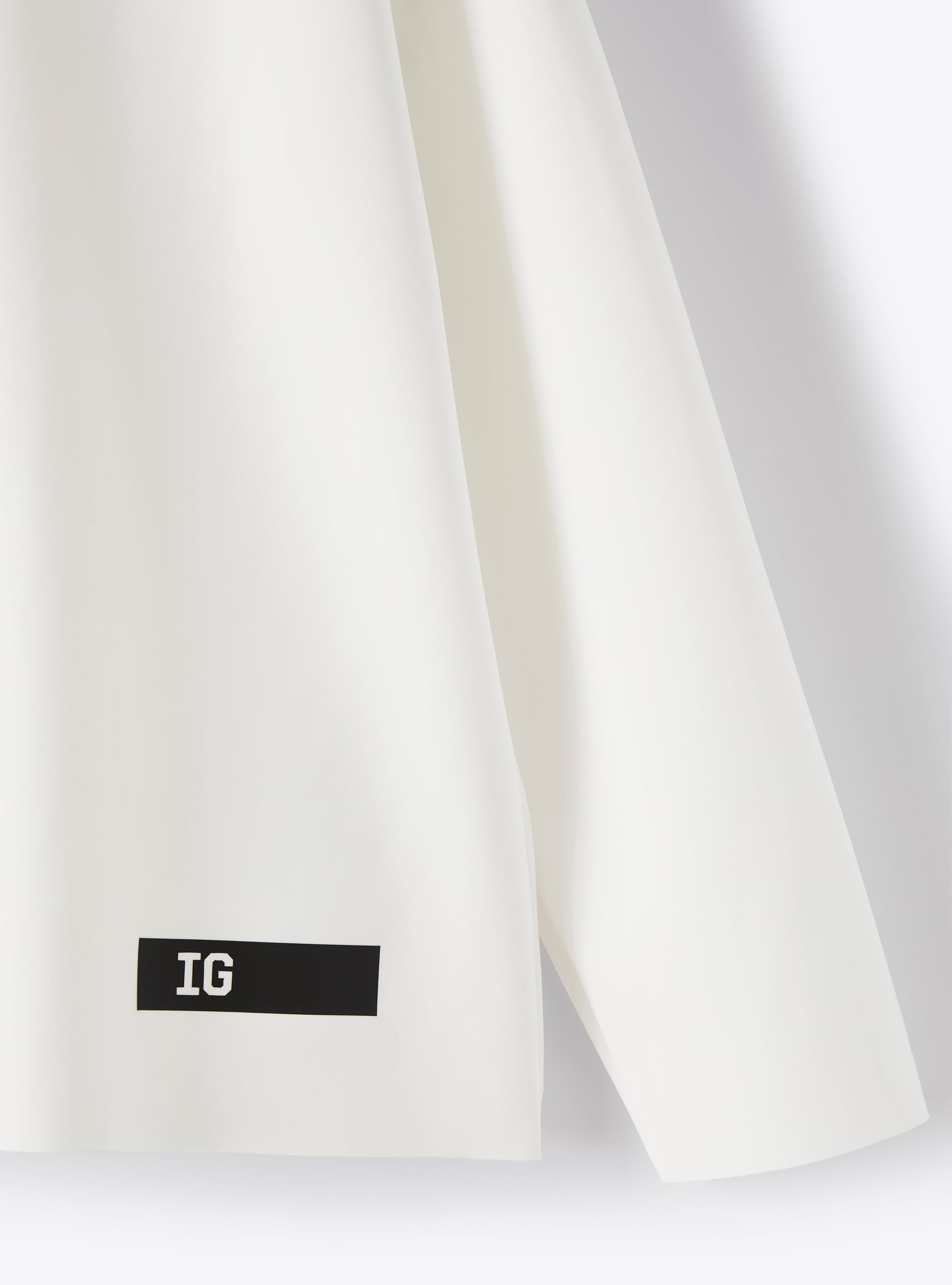 White top in Sensitive® Fabrics material - White | Il Gufo