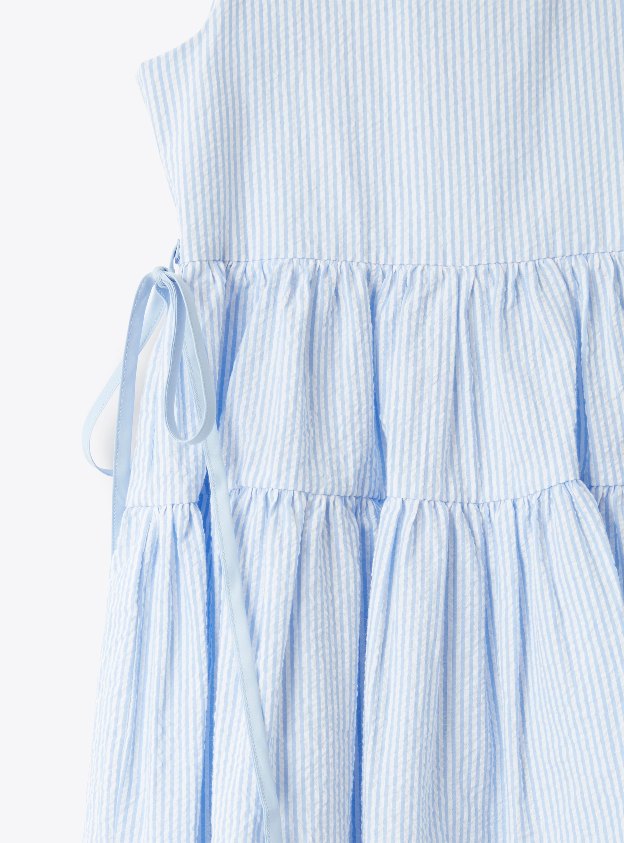 Sleeveless dress in striped seersucker - Light blue | Il Gufo