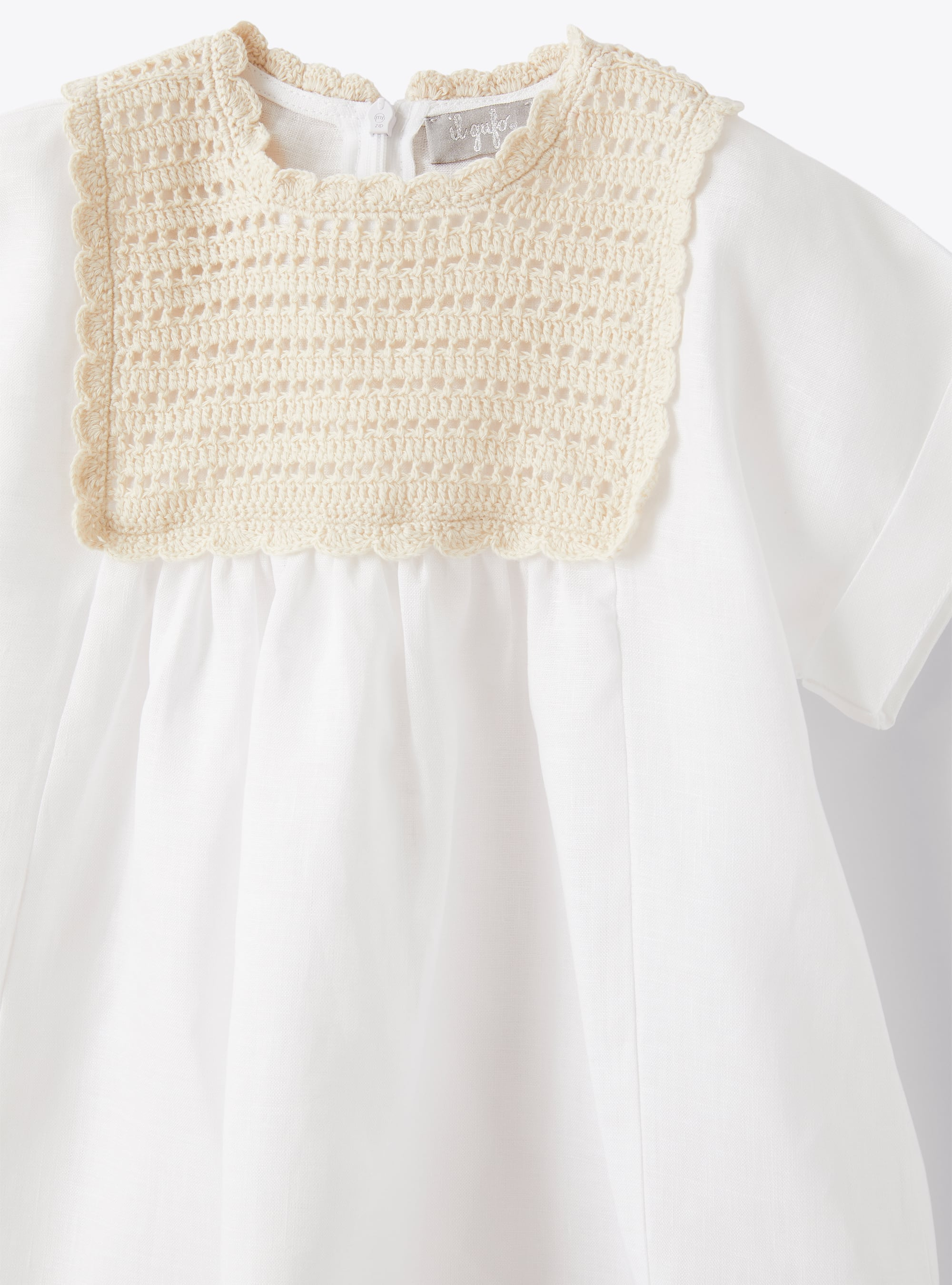 Vestito in lino con applicazione crochet - Bianco | Il Gufo