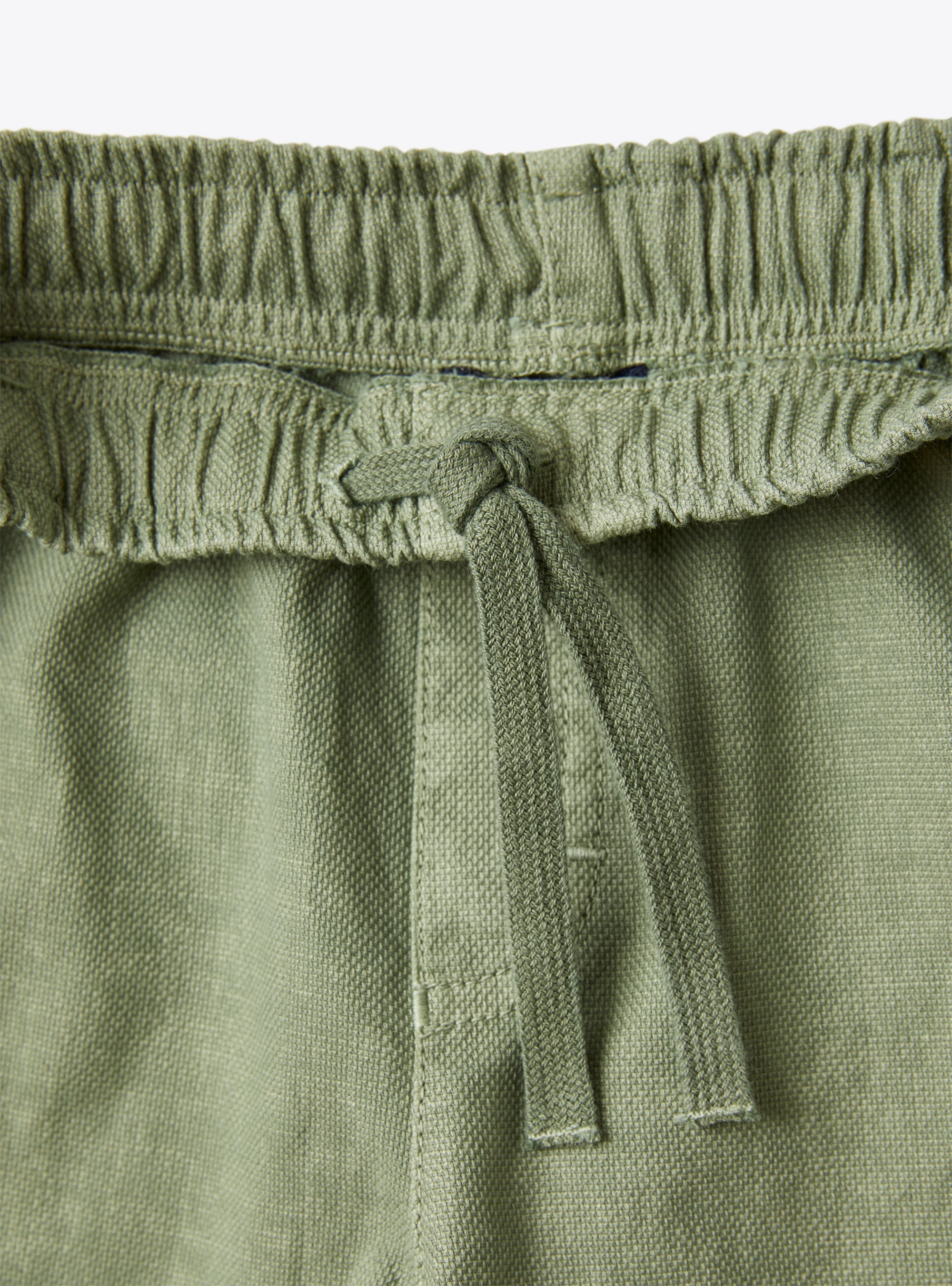 Бермуды оттенка зеленого шалфея из эластичной холщовой ткани - Зеленый | Il Gufo